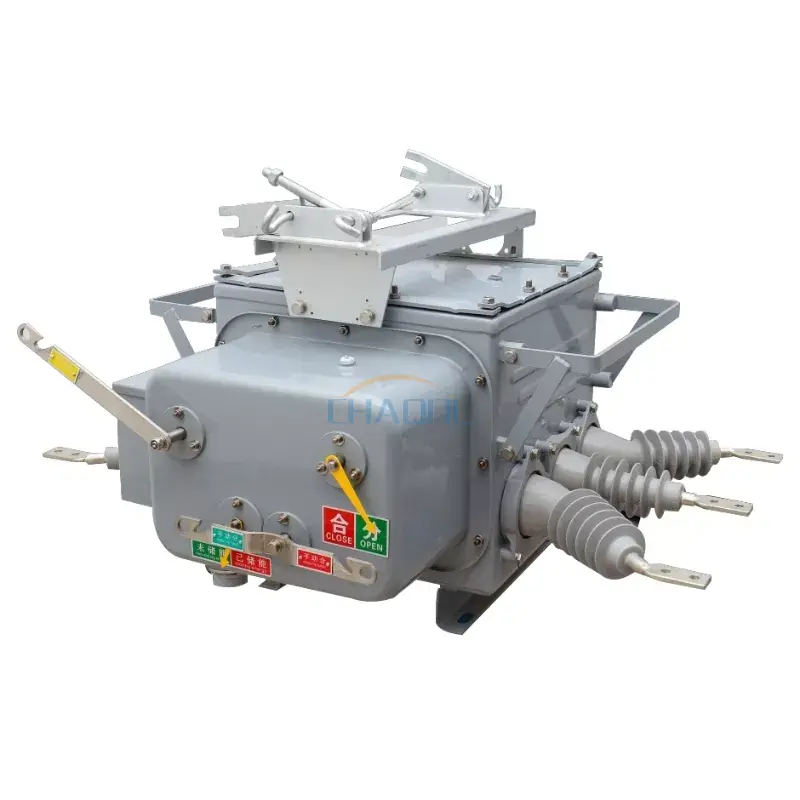 Wyłącznik automatyczny 12KV do montażu na słupie zewnętrznym